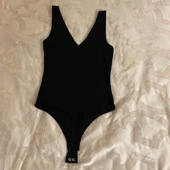 Express Body Contour High Compression Double V-Neck Bodysuit size small - Picture 2 of 7